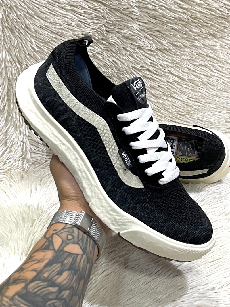 Vans Ultrarange Vr3 x Preto