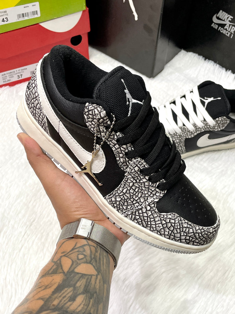 Nike Air Jordan 1 Retro Low OG (Croco)