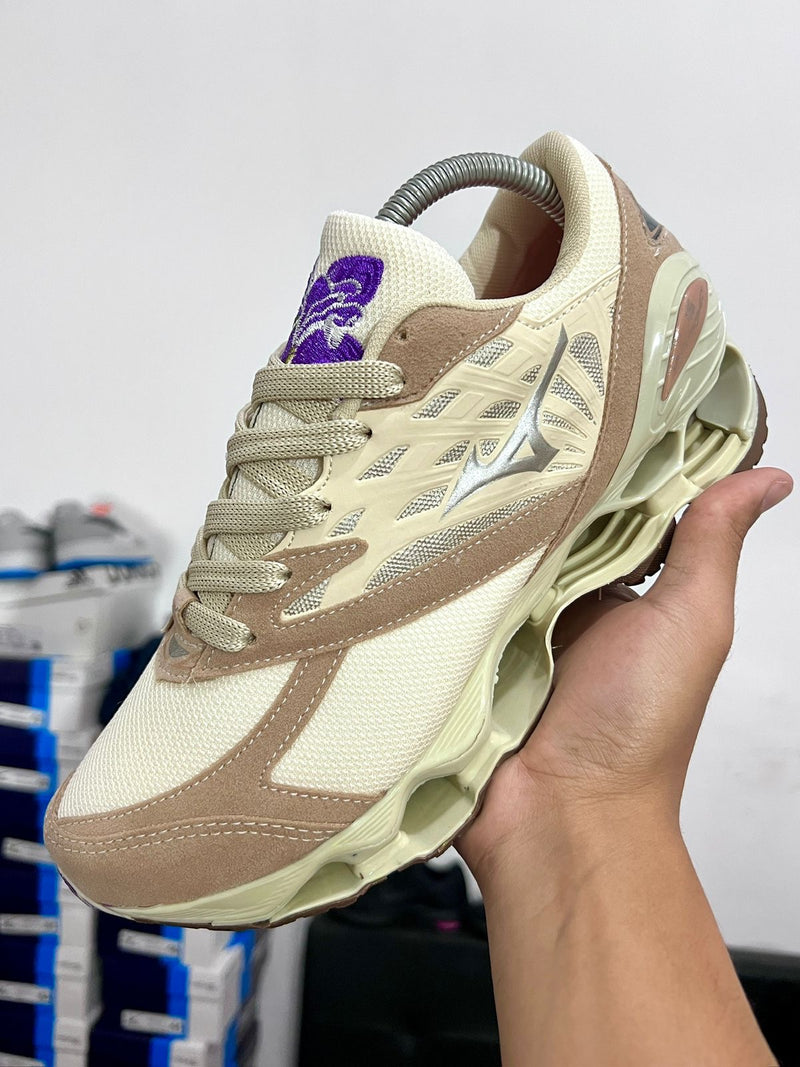 Mizuno Prophecy LS x Flor de Lótus - bege