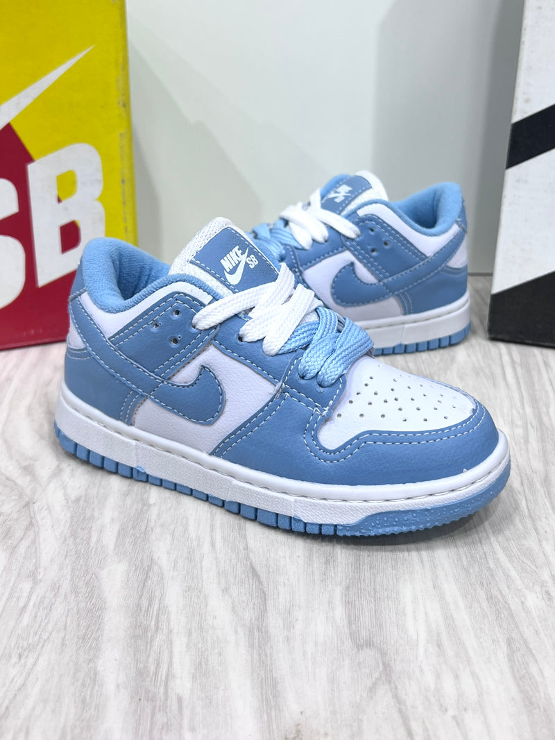 Cerrado Dnk Low Infantil x Azul c/ Branco