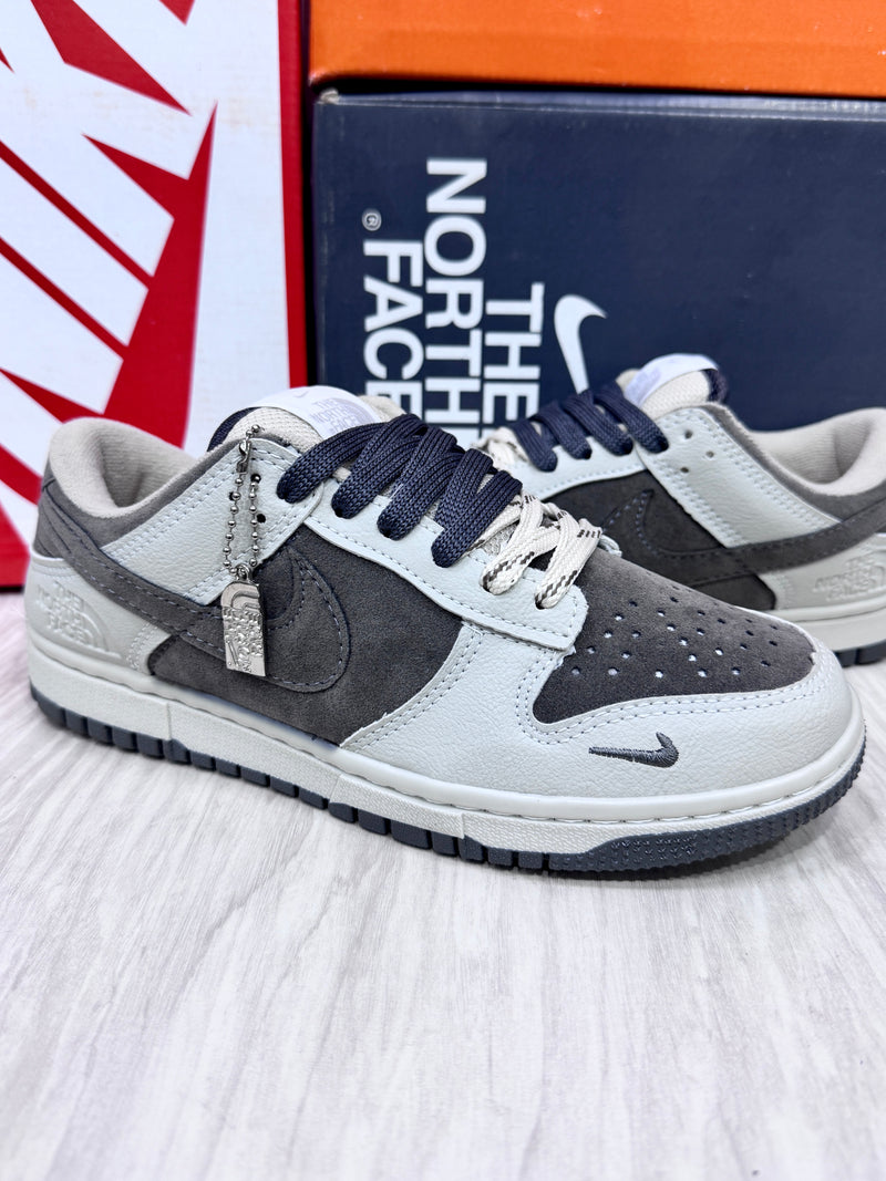 Cerrado SB Dunk x The North Face’ x Bege Grafite