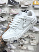 NK SB Dunk Twist x Branco
