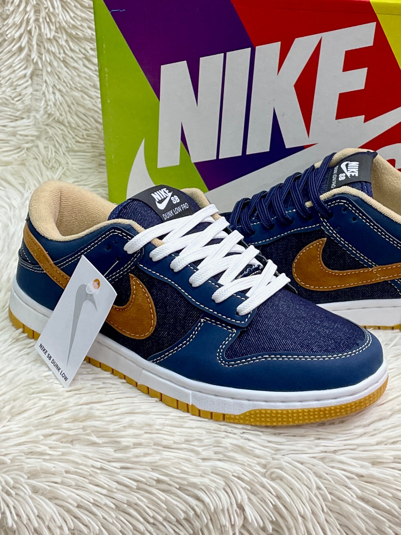 Nike SB Dunk Low Pro - Marinho / Conhaque