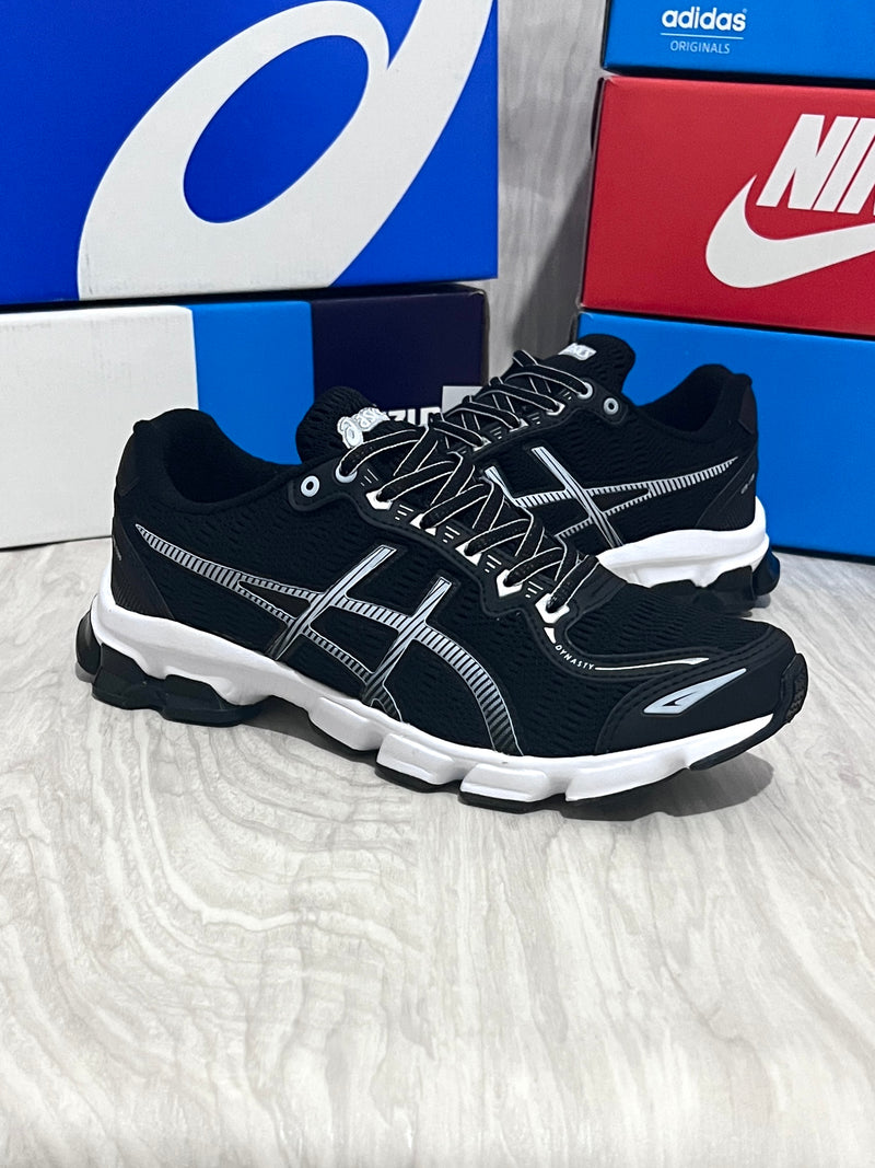 Asics Kayano 23 x Preto c/ Branco