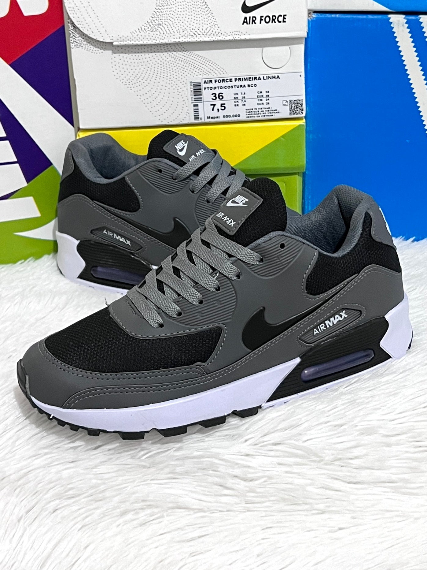 Nike Air Max 90 Grafite c/ Cinza