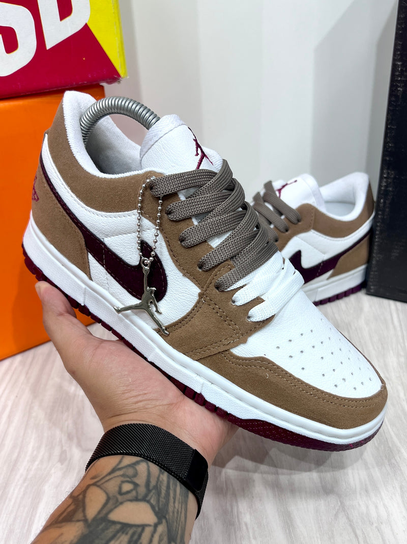 Air Jord. Low’ x Rato c/ Bordô