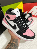 Nike Air Jordan 1' Rosa BB