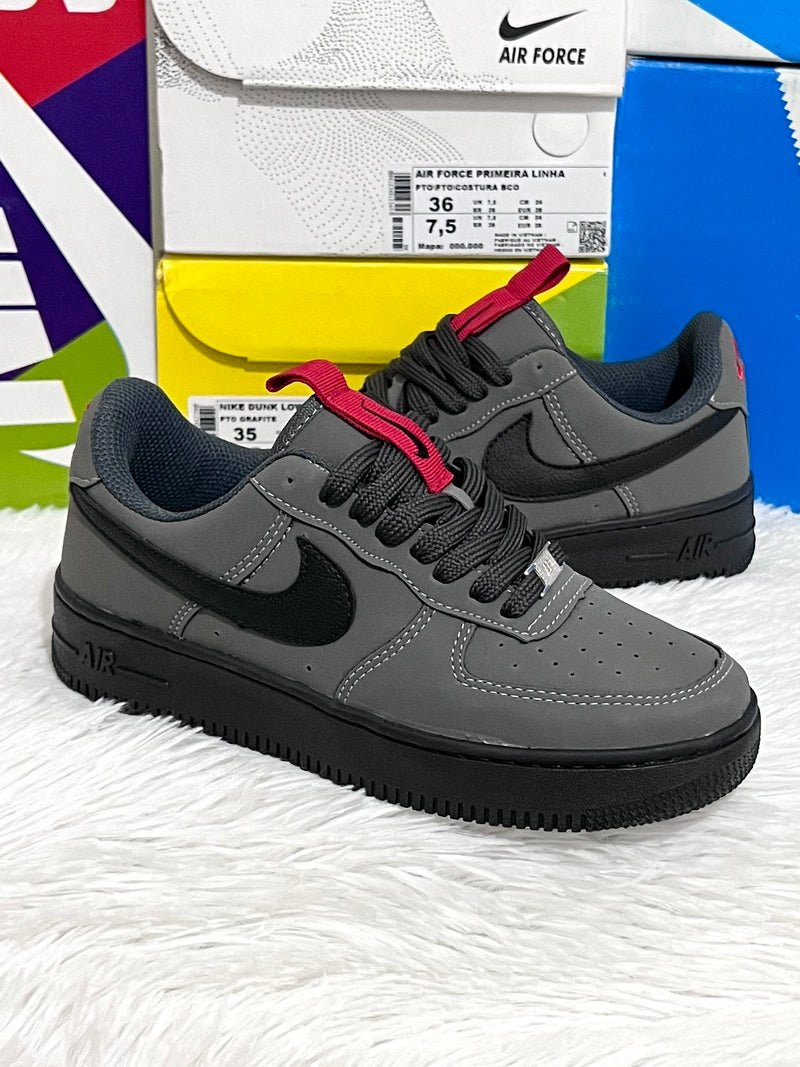 Nike Air Force 1' x Grafite, Preto e vermelho