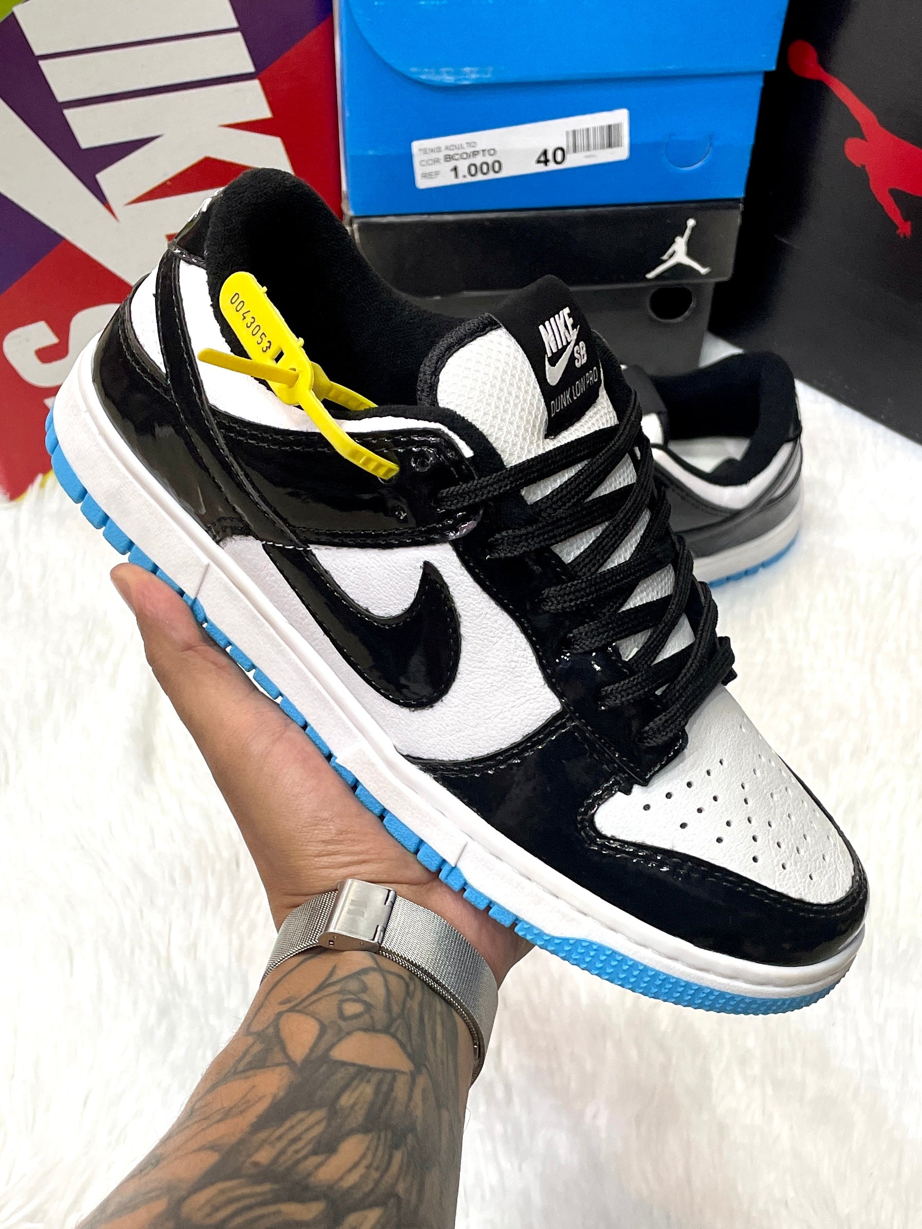 Nike Dunk Low Pro - Preto/Branco/Azul