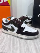 Air Jord. Low’ x Café/Musgo