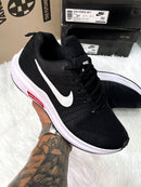 Nike Air Zoom Preto c/ Branco