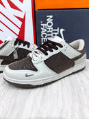 Cerrado SB Dunk x The North Face’ x Bege Café