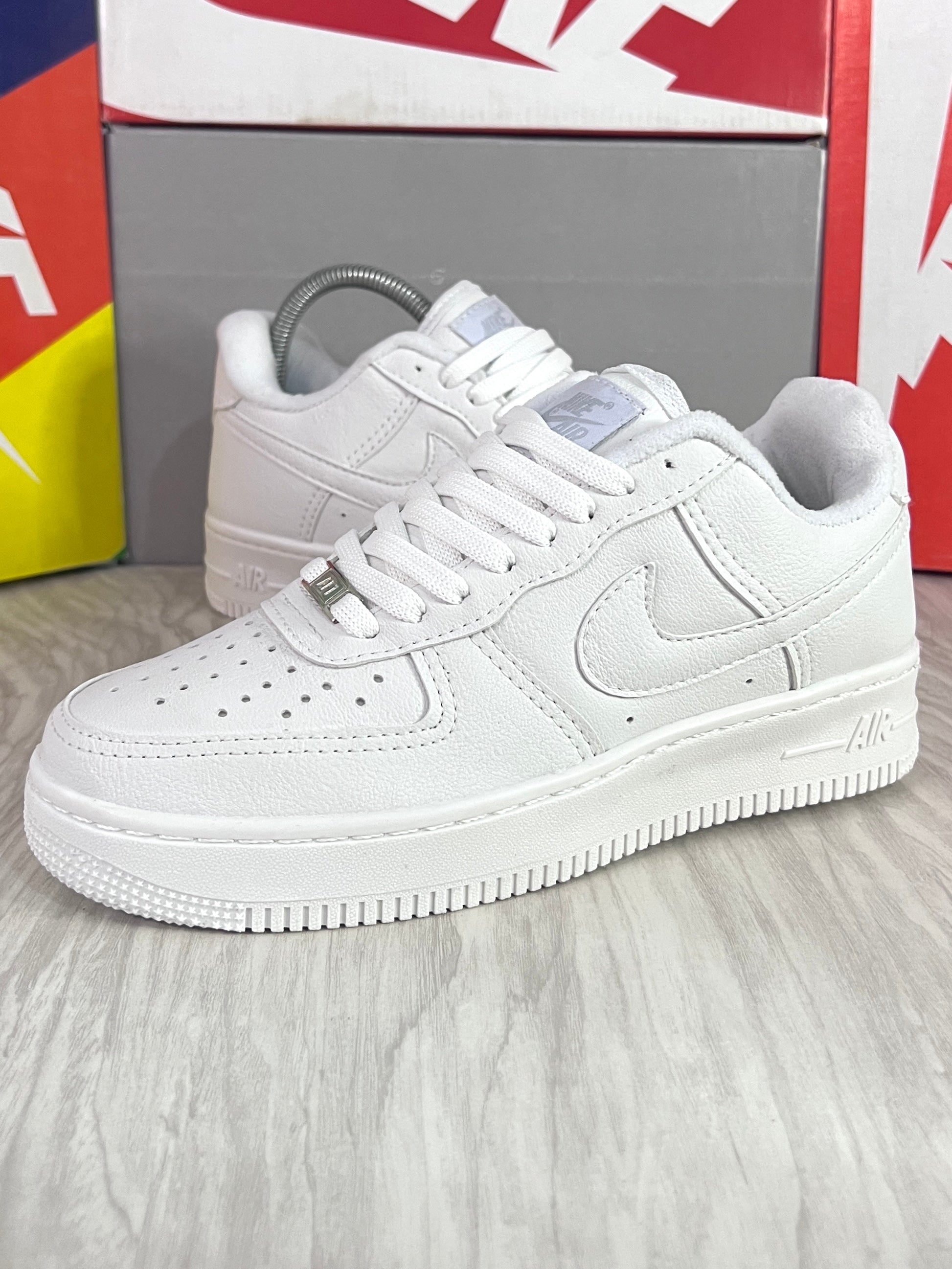 Nike Air Force 1' x Branco Pro