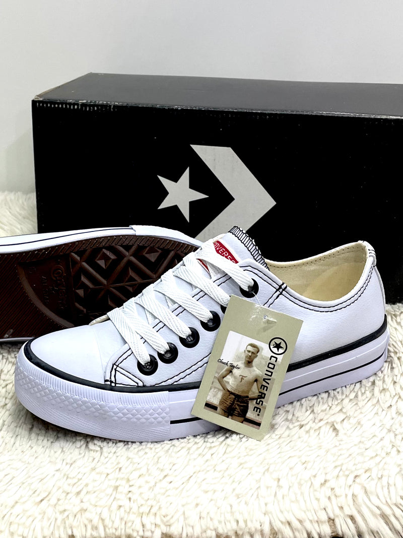 All Star Chuck Taylor de Couro Branco