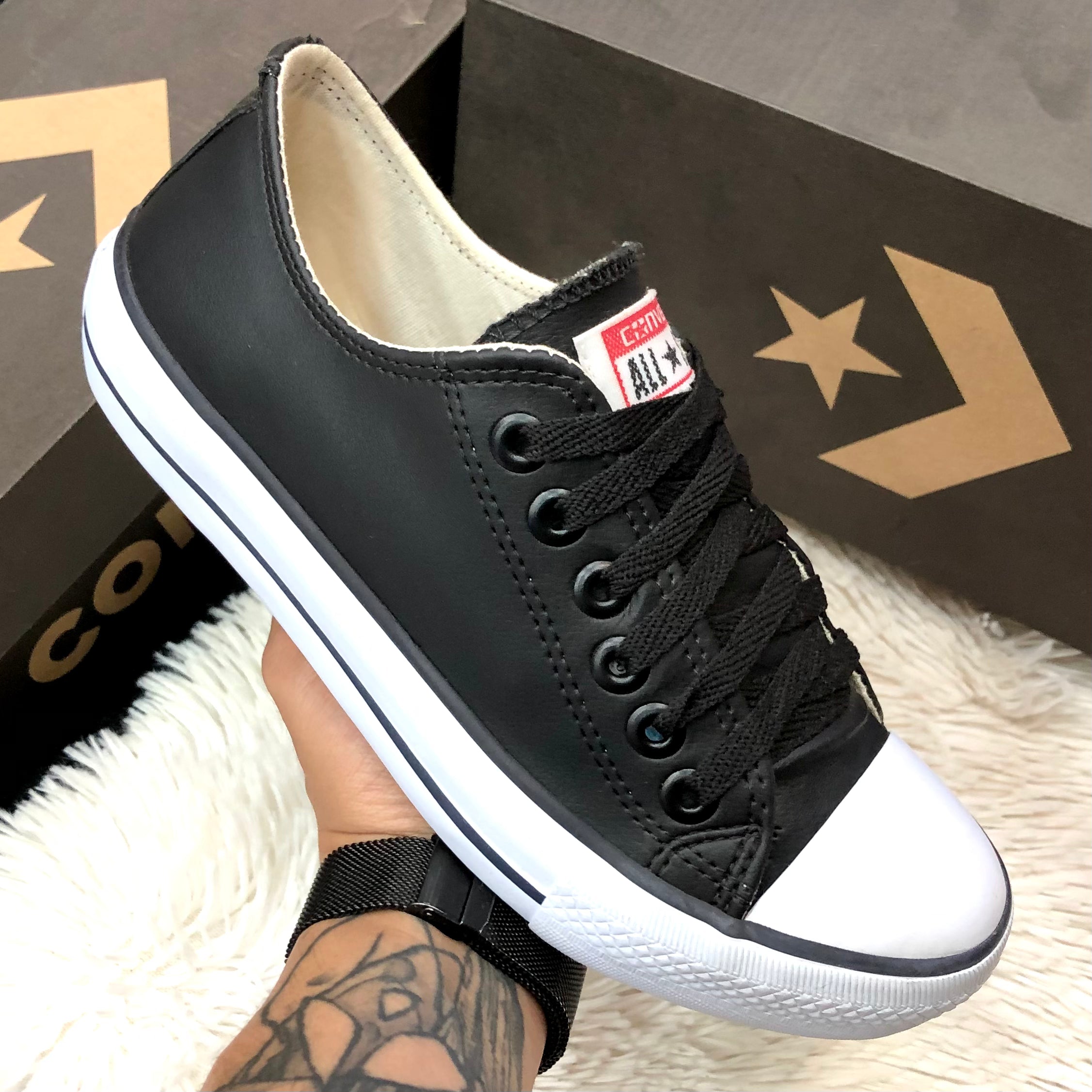 All Star Chuck Taylor de Couro Preto