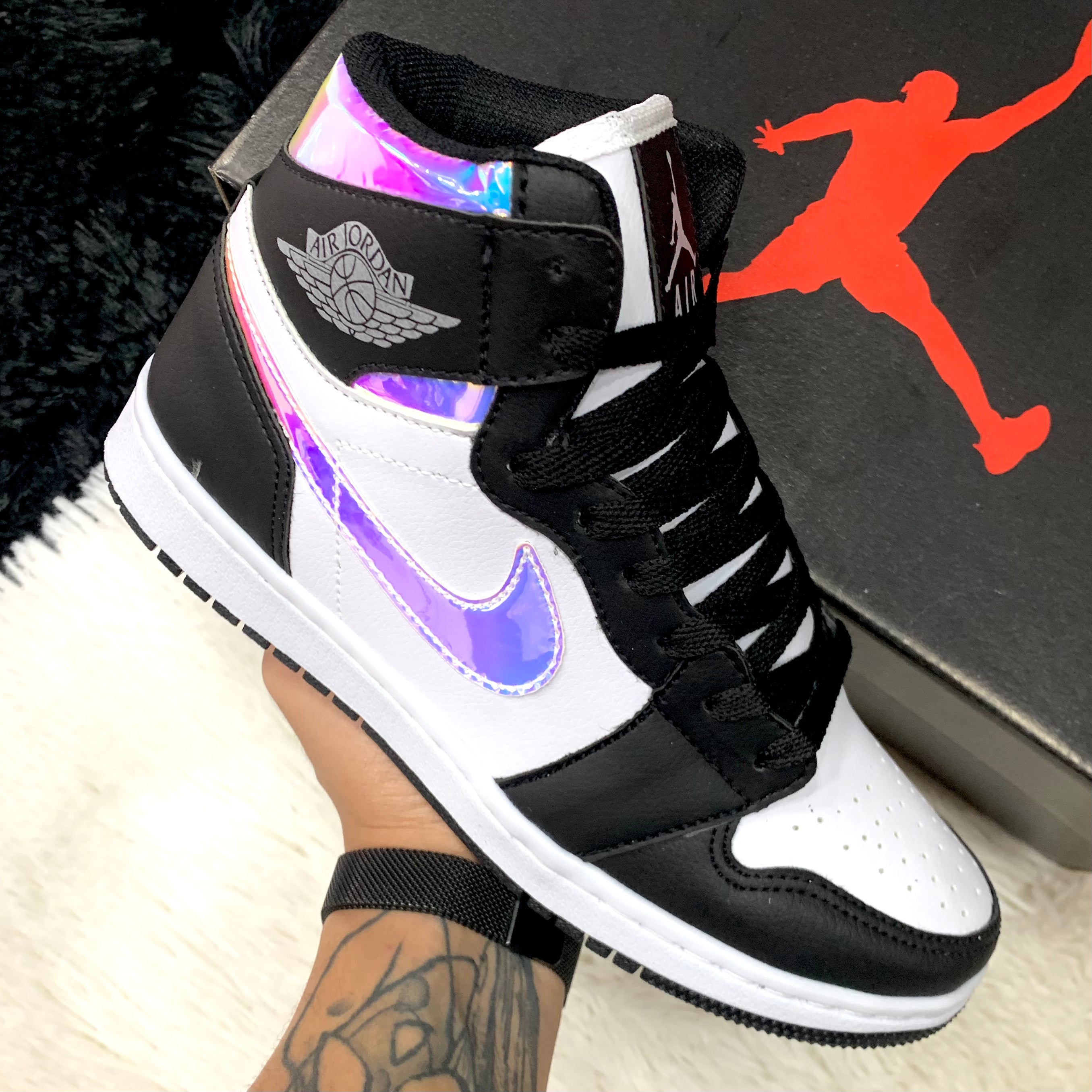 Nike Air Jordan 1' Preto Holográfico