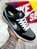 Nike SB Dunk Low Preto c/ Grafite