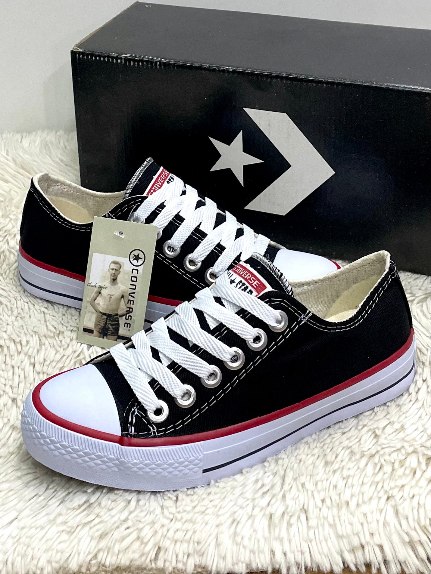 All Star Chuck Taylor Lona Preto