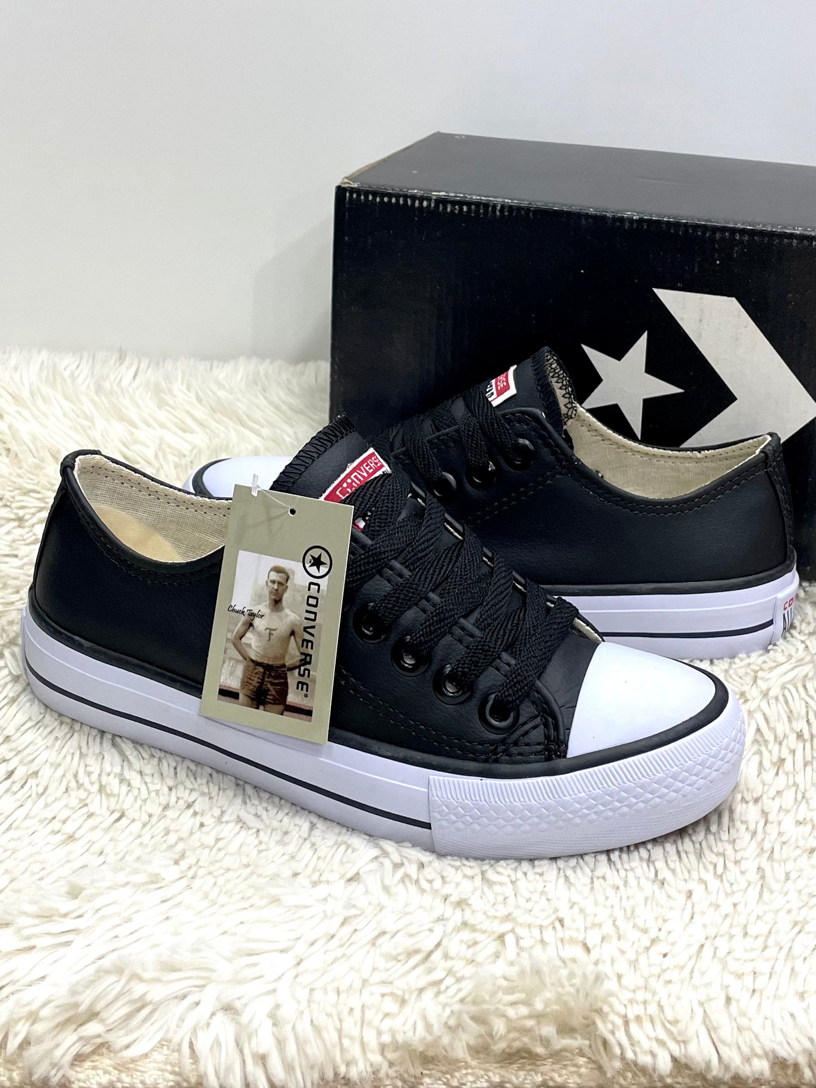All Star Chuck Taylor de Couro Preto