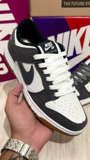 Nike SB Dunk Low Pro x Grafite Branco