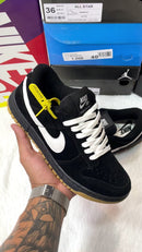 Nike SB Dunk Low Pro - Preto/Preto/Camurça