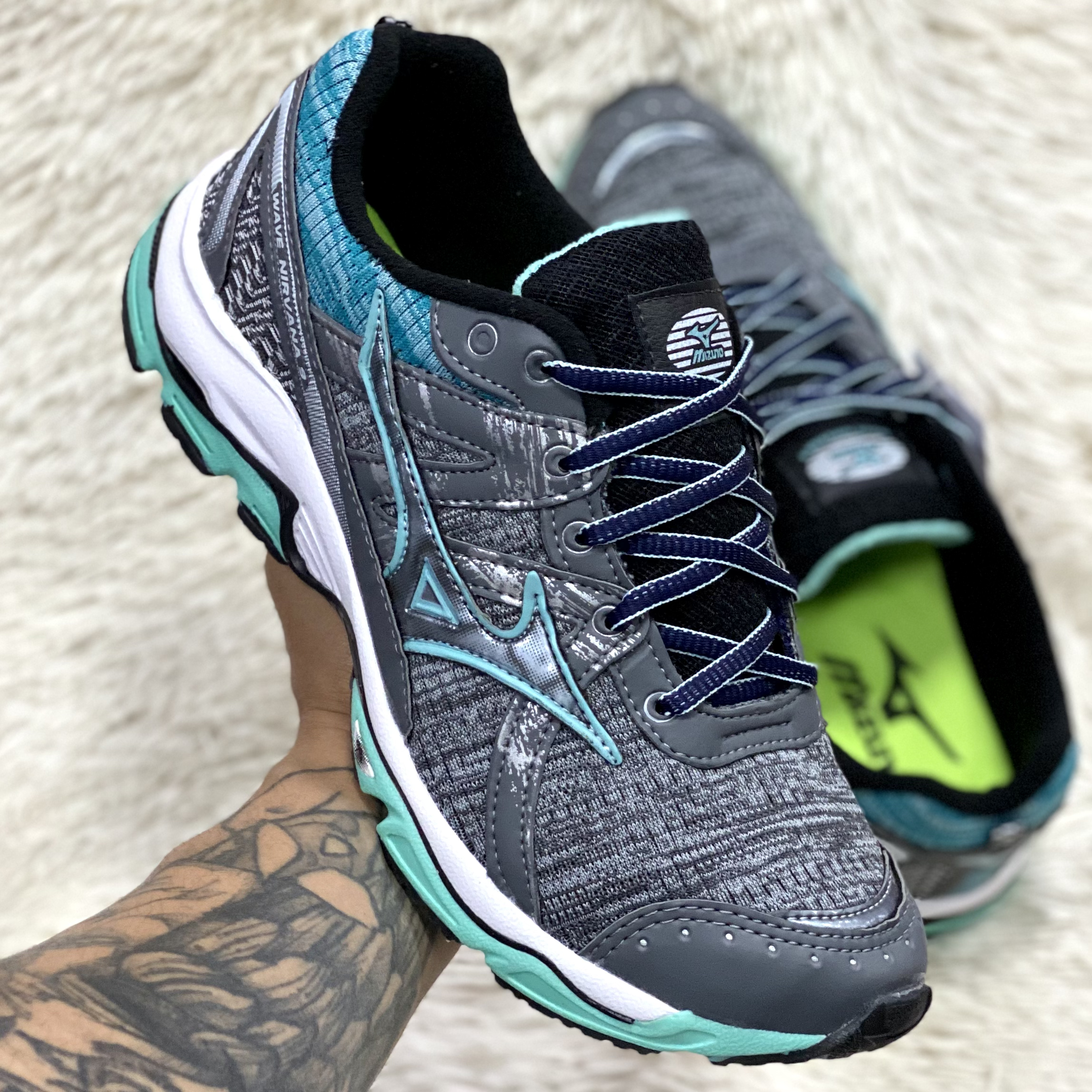 Mizuno Nirvana 9 Grafite Verde-Água
