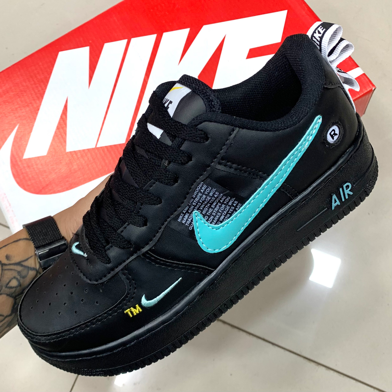 Nike air top force r1