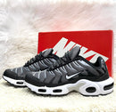 Nike Air Max 95 TN Plus Grafite c/ Preto