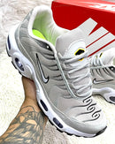 Nike Air Max 95 TN Plus Cinza c/ Branco